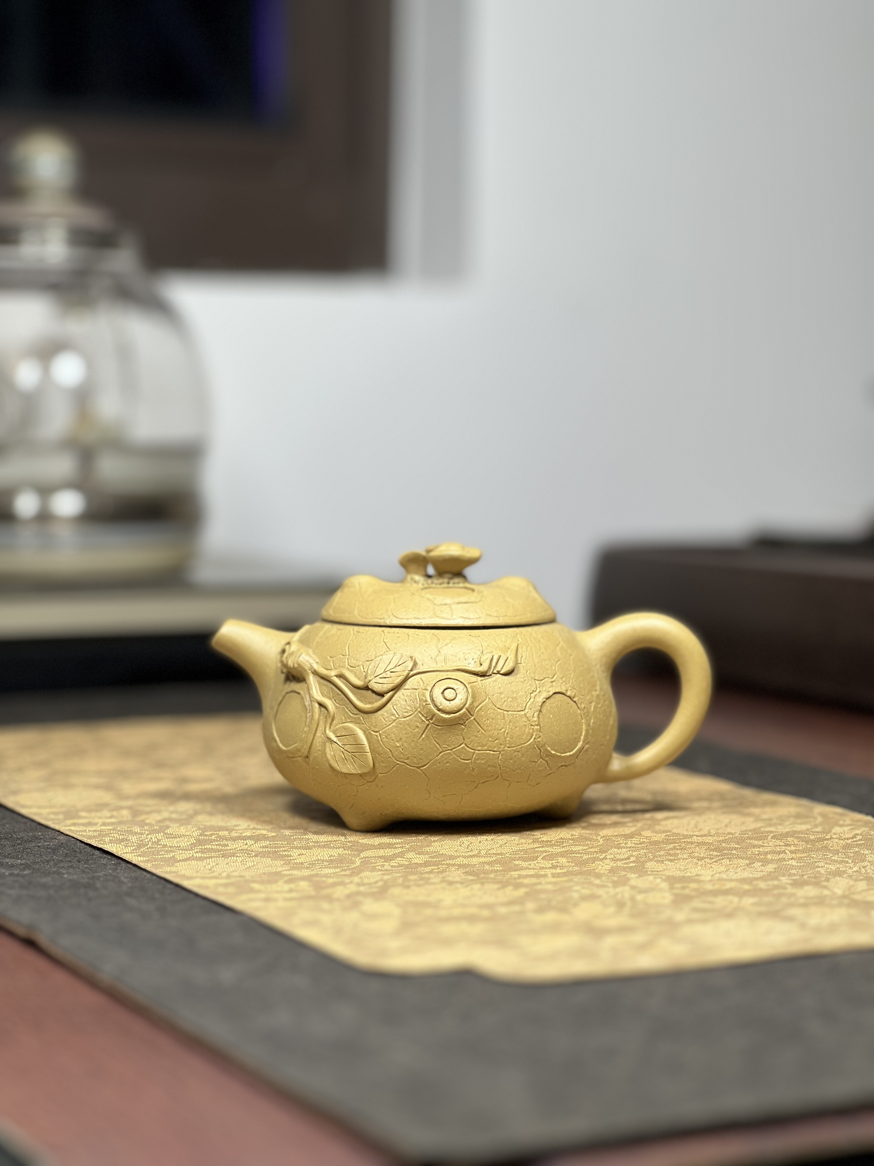 黄龙山原矿黄金段泥三足供春壶260毫升半手工宜兴茶具紫砂壶019