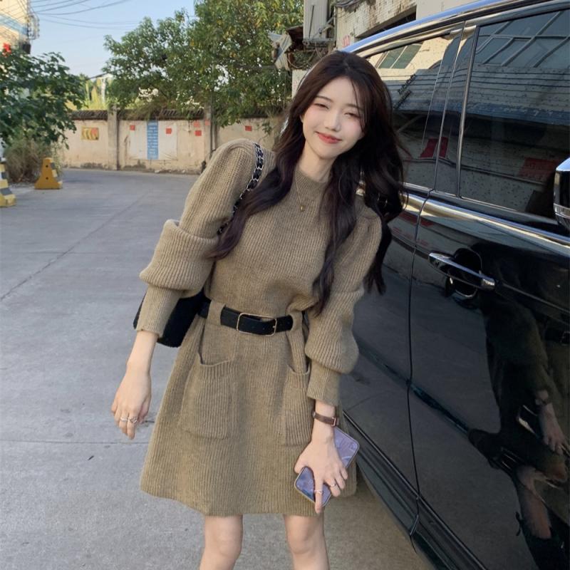 秋冬小个子收腰网红爆款韩版别致加厚针织连衣裙打底内搭毛衣裙子