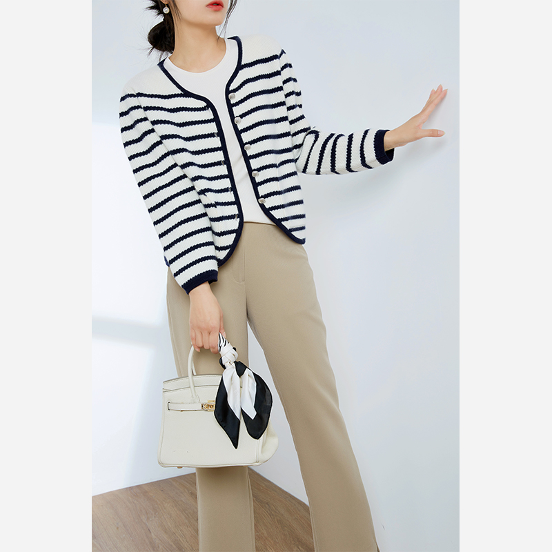 【钱老板粉丝专享】13019欧丝璐秋冬新款纯山羊绒条纹小外套女