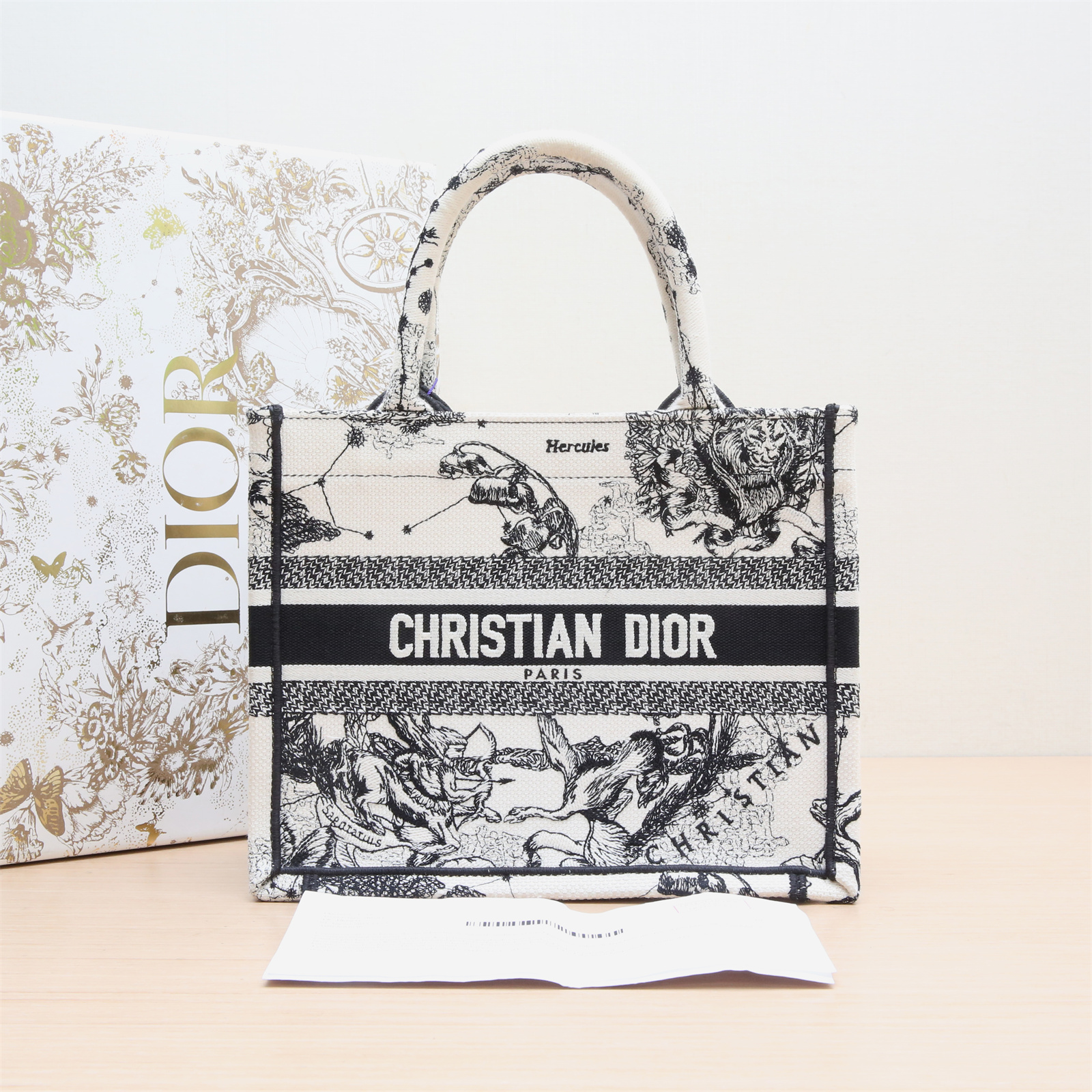 99新  小花Jerry P253077935 BOOK TOTE 小号 星座图案刺绣手提包