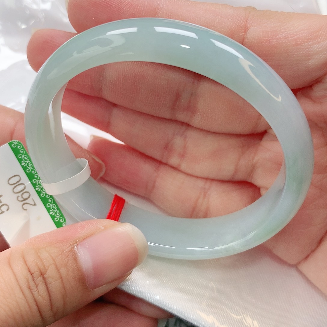 翡翠手镯未镶嵌缅甸54贵妃