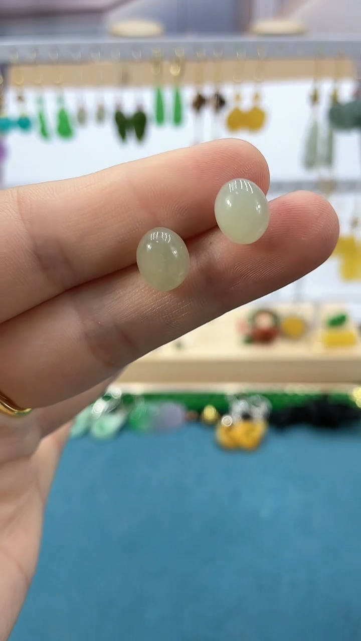 【闪购商品】和田玉耳饰银S925镶嵌淡色耳针