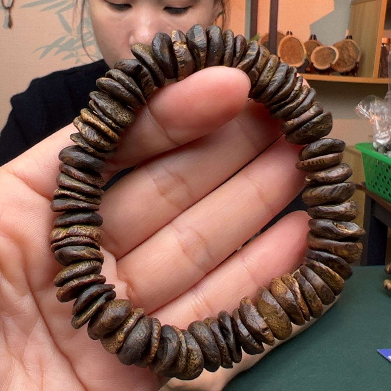 【闪购商品】沉香手串黑珍珠天然沉水老壳子多样性发货一条