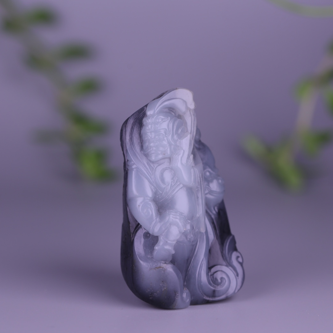 【102克 战神】65.8*38*23mm新疆和田玉名家手工雕刻摆件精雕