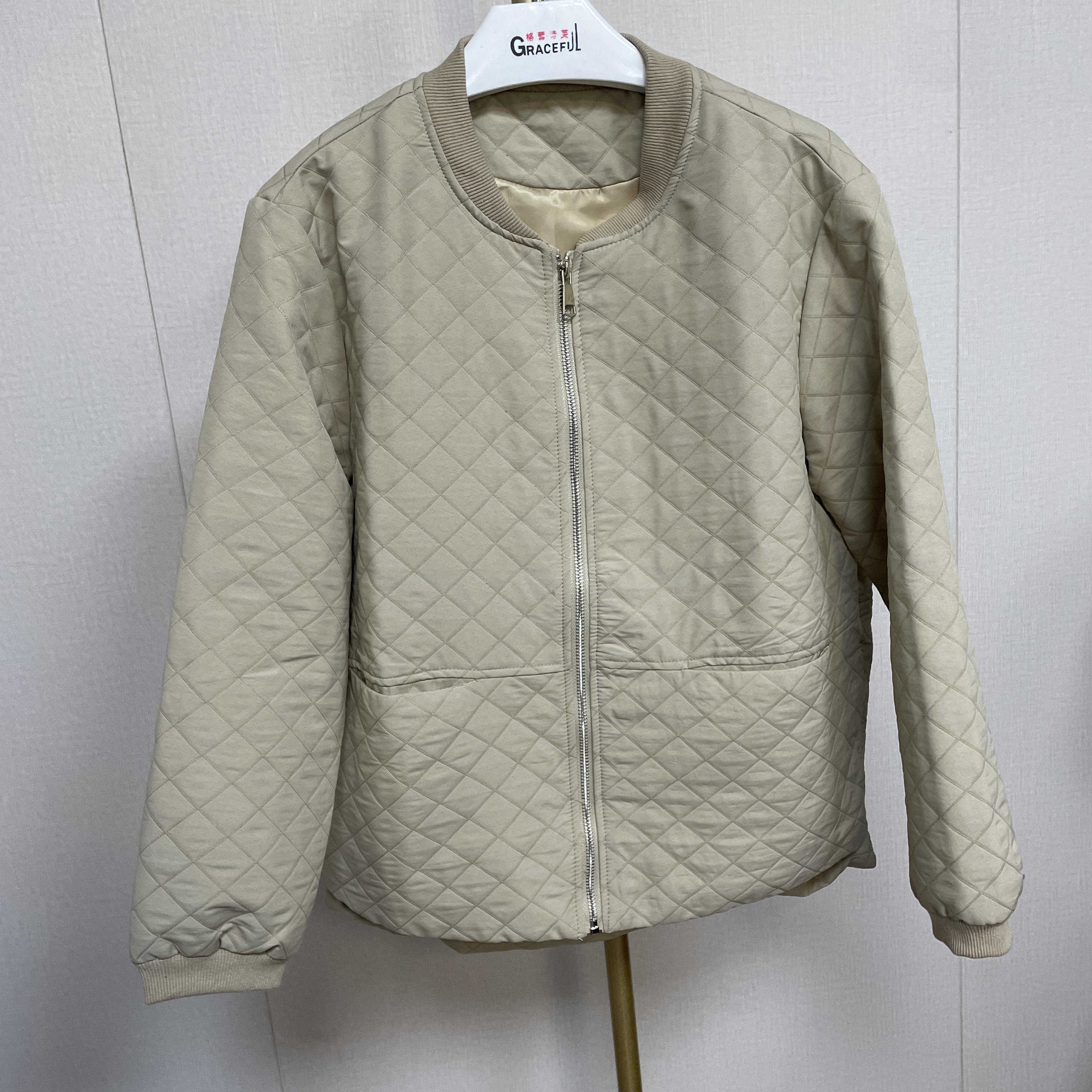 清仓拉链休闲带兜时尚外套v18