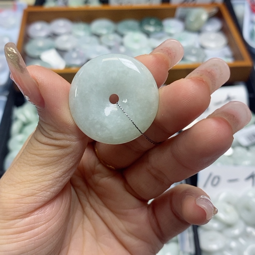 【闪购商品】翡翠颈饰未镶嵌昊**妈