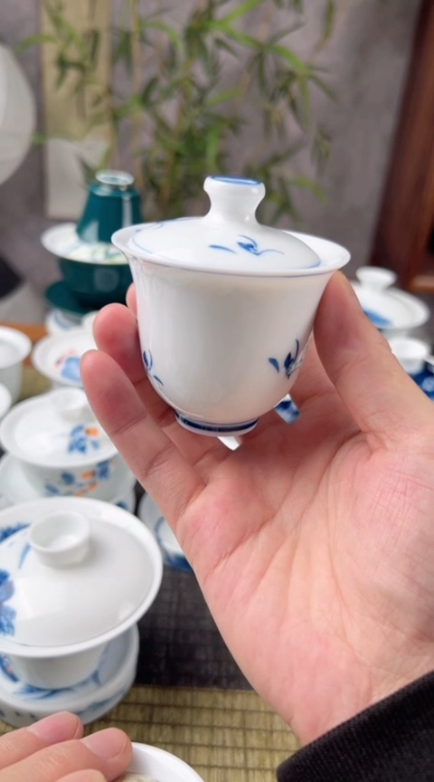 【闪购商品】陶瓷草兰美人备