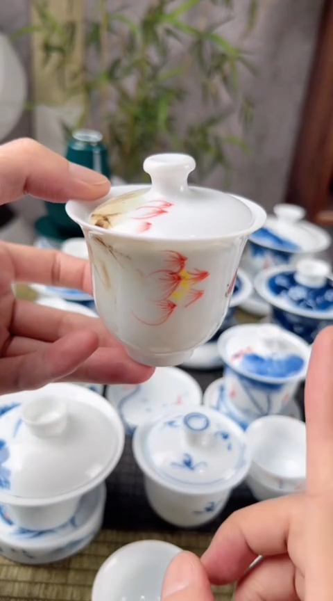 【闪购商品】陶瓷红鱼美人备
