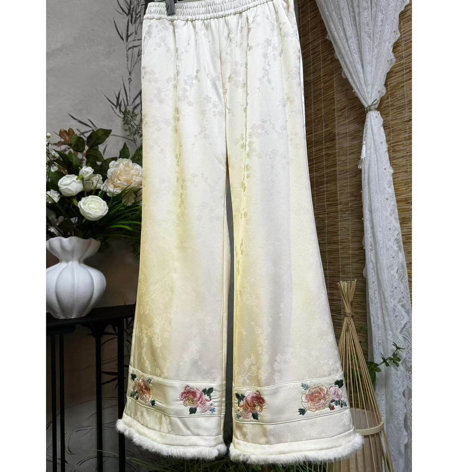 秋冬加厚新中式环保水貂毛绣花阔腿裤百搭气质国风休闲裤新款女装