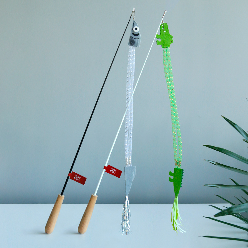 【逗猫棒】咸鱼带鱼逗猫棒猫玩具加长仿真鱼流苏宠物用品铃铛实木