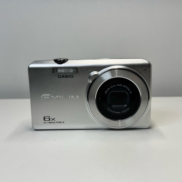 95新 Casio/卡西欧 z690 1610w像素 6倍光变 配件齐全(no退no换）