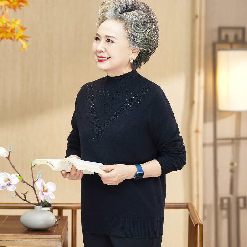 奶奶秋装打底衫上衣中老年妈妈春秋半高领针织衫毛衣老太太衣服女