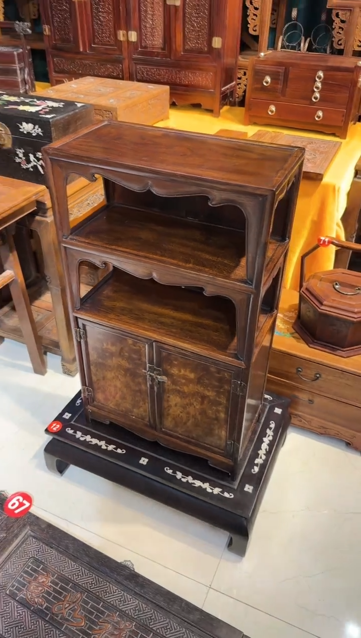 【闪购商品】贡木木艺金丝楠面板柜1780.8888