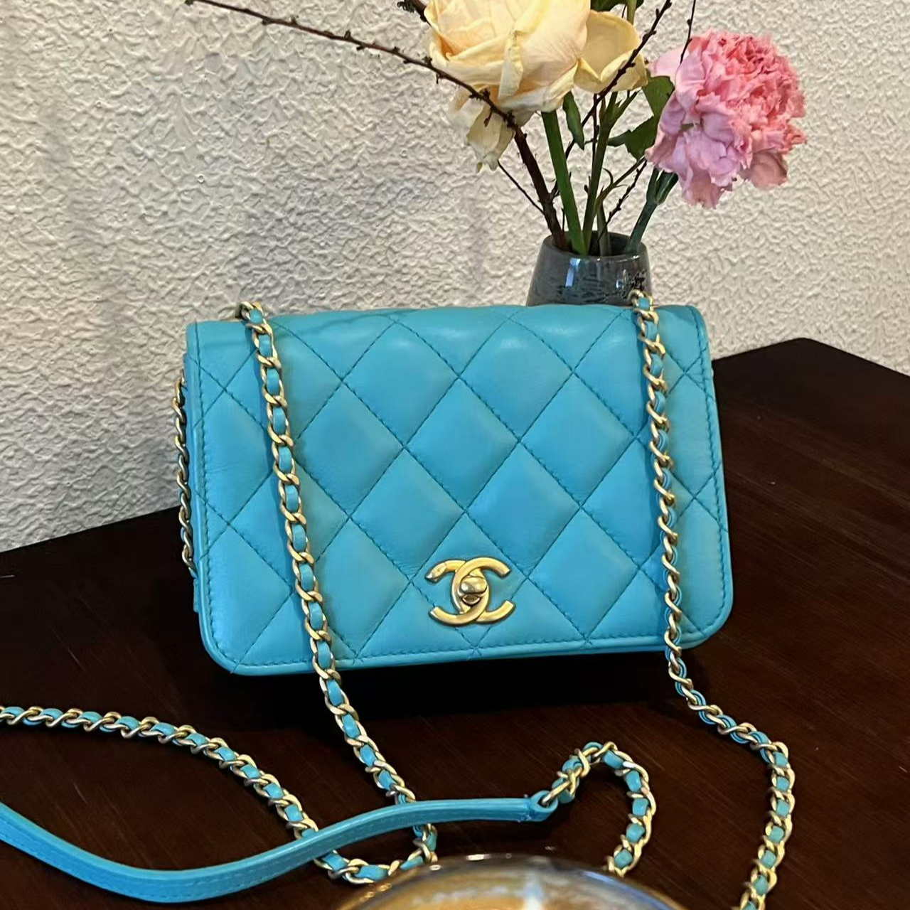 95新 Chanel/香奈儿 蓝色口盖包26开标卡全B205