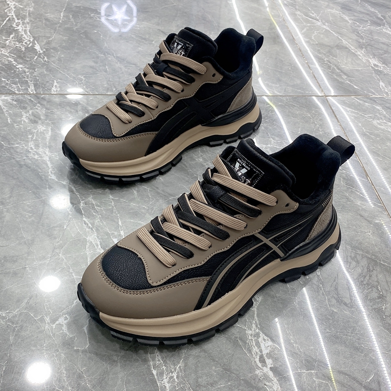 2025秋冬新款男士加绒休闲鞋轻便百搭防水运动老爹鞋软底阿甘鞋男
