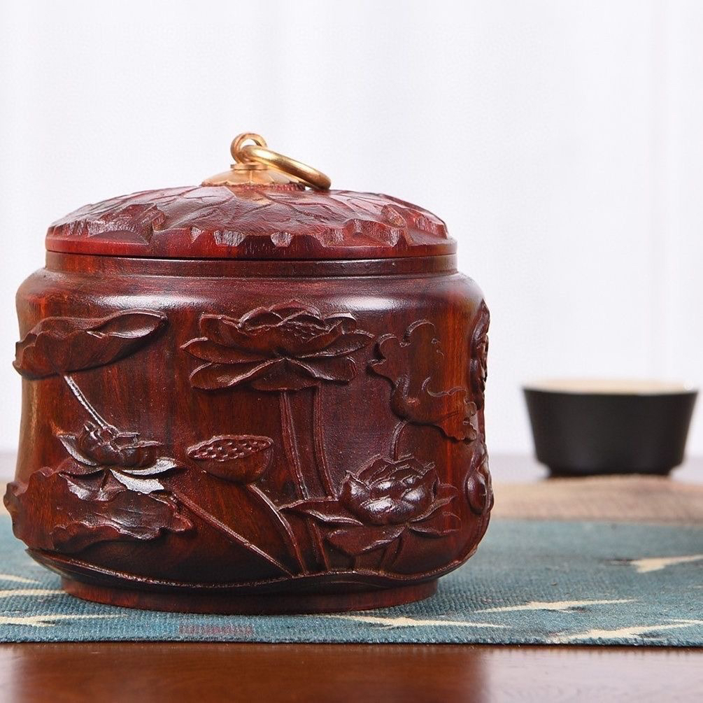 小叶紫檀荷韵红木储物罐精品木制高档中式手工木雕