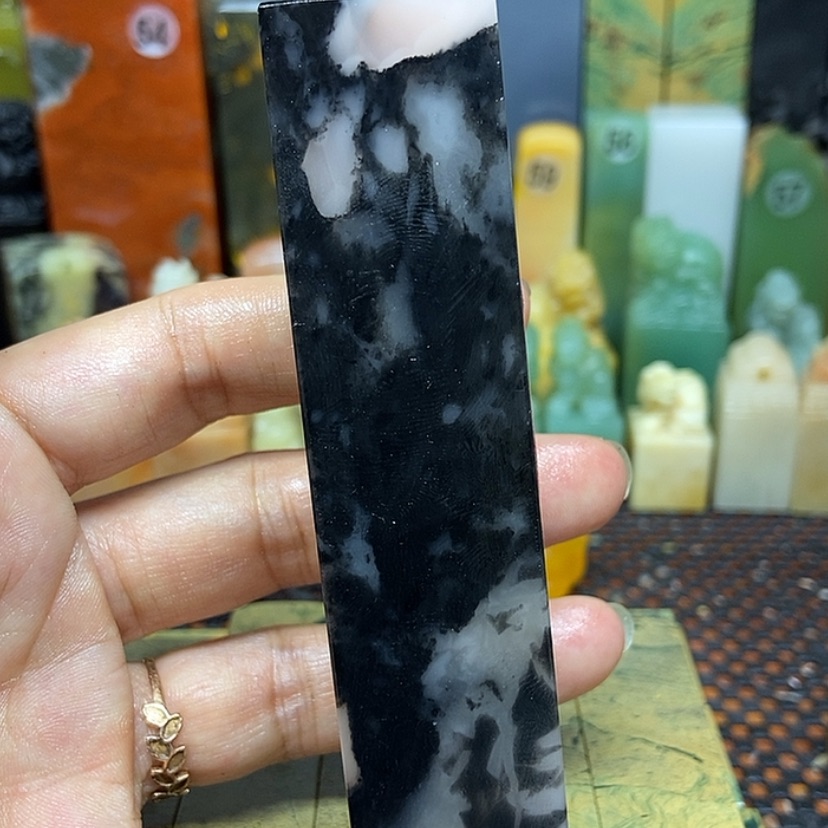 【闪购商品】云南石挽*i