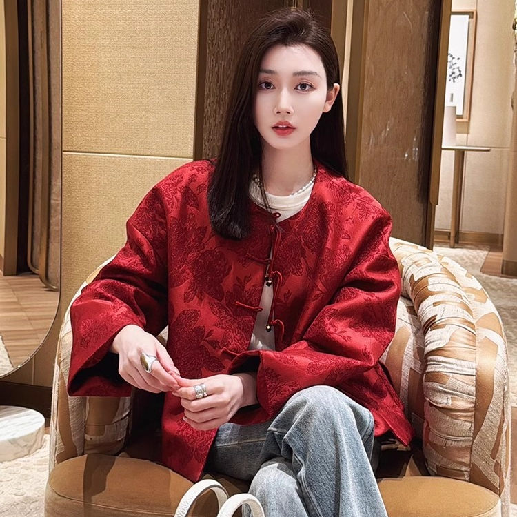 秋冬2025复古高级感超好看小香风唐装拜年服新中式国风红色外套女
