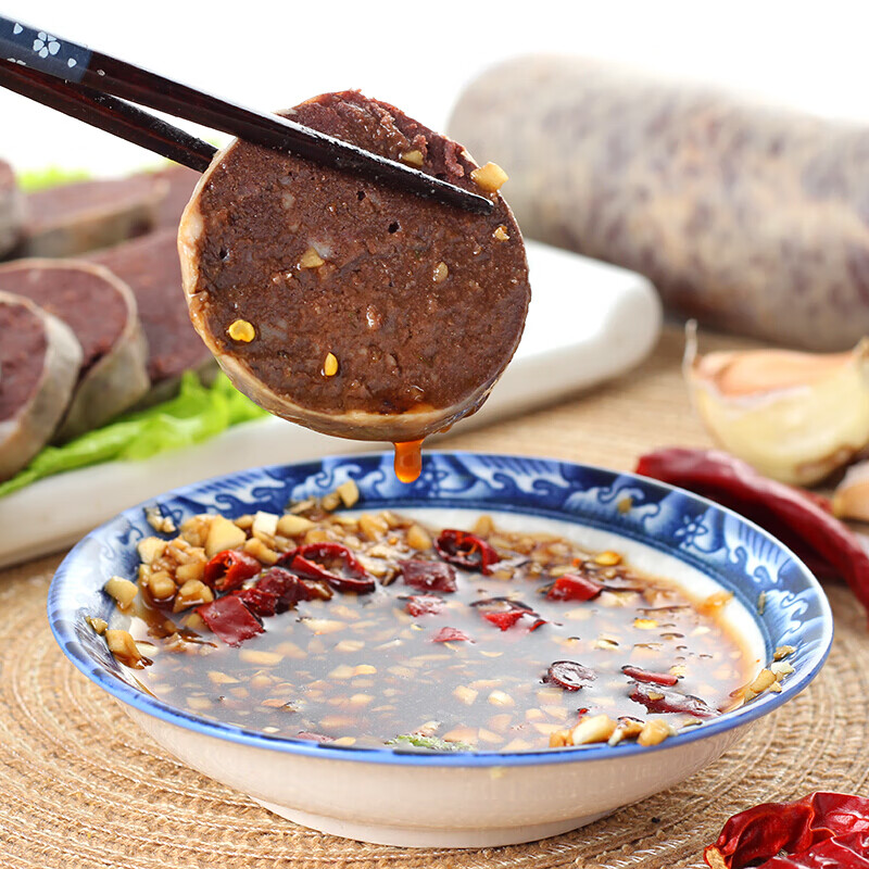 农村荞面猪血肠小时候的味道