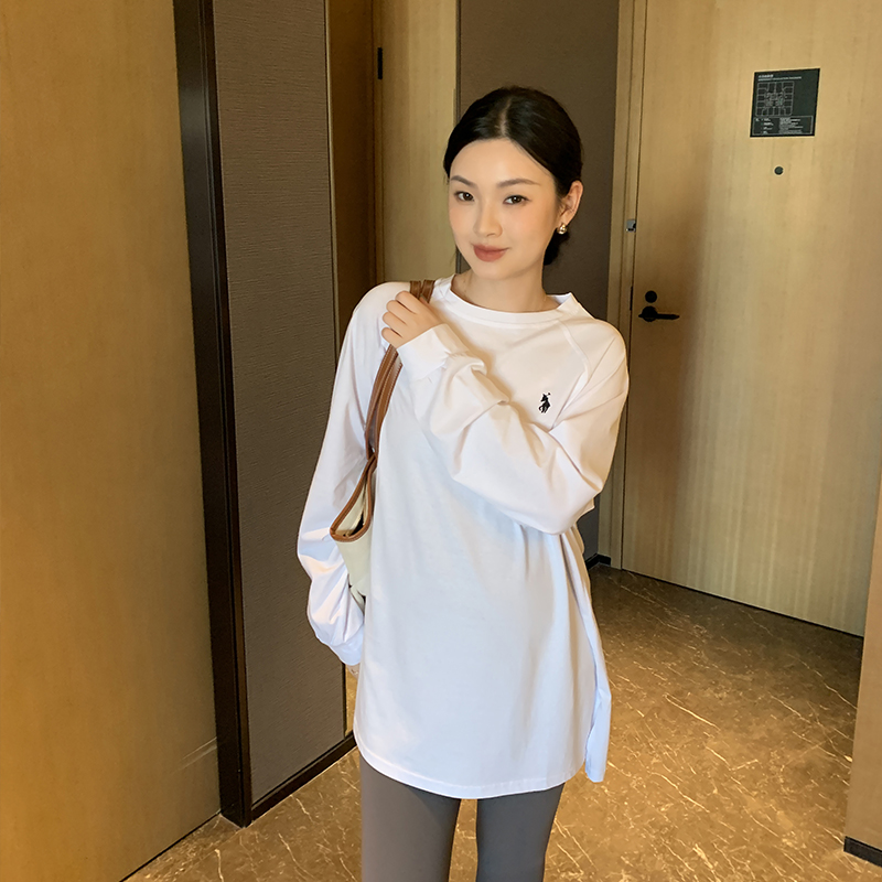 孕妇2025春秋打底长袖上衣白色t桖长款百搭时尚宽松