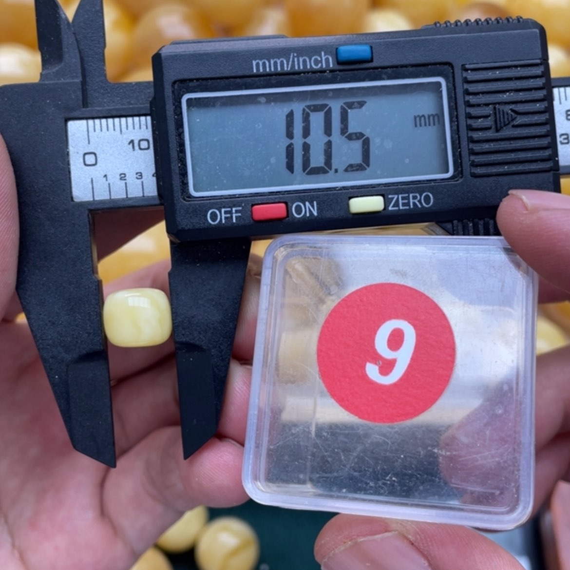【闪购商品】琥珀裸石未镶嵌