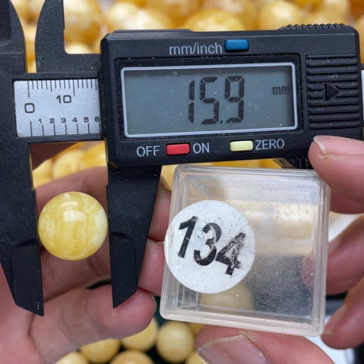 【闪购商品】琥珀裸石未镶嵌