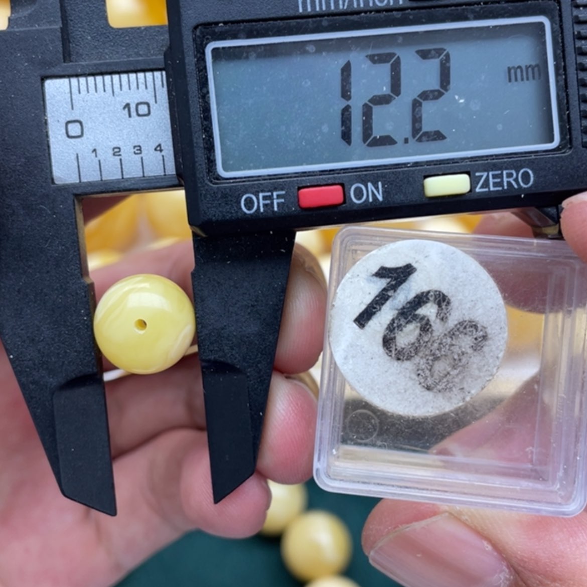 【闪购商品】琥珀裸石未镶嵌