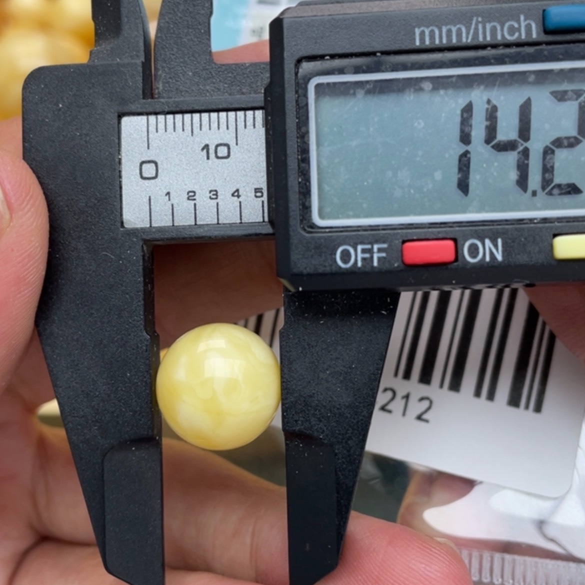 【闪购商品】琥珀裸石未镶嵌