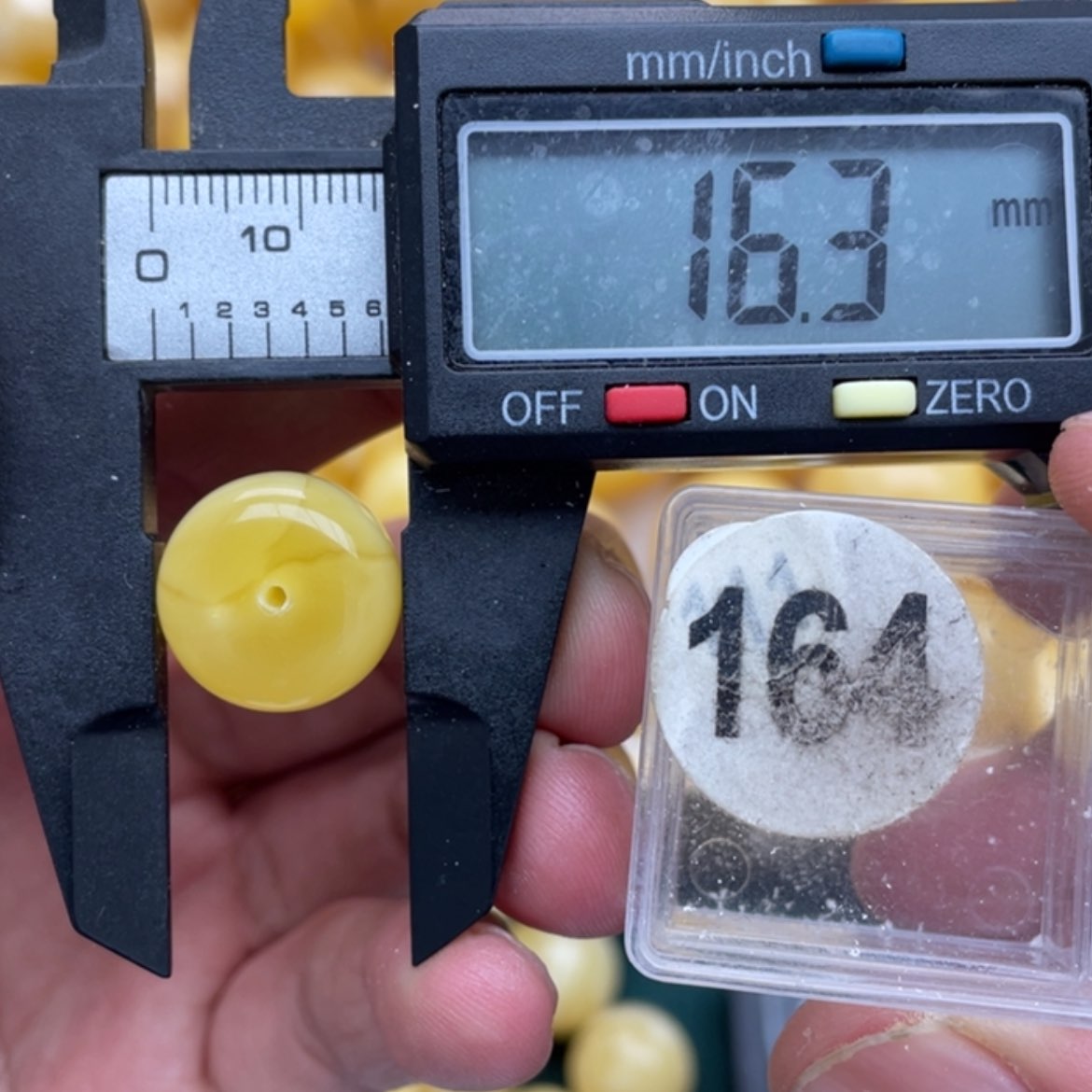 【闪购商品】琥珀裸石未镶嵌