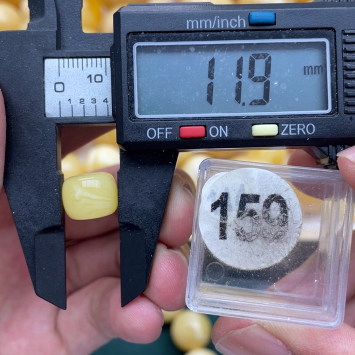 【闪购商品】琥珀裸石未镶嵌