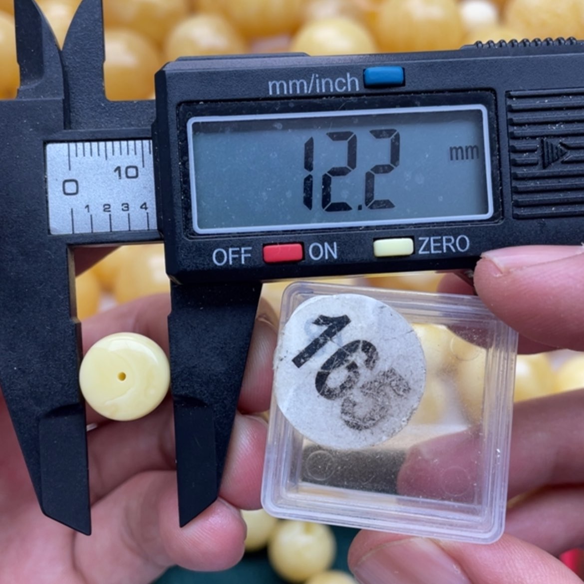 【闪购商品】琥珀裸石未镶嵌