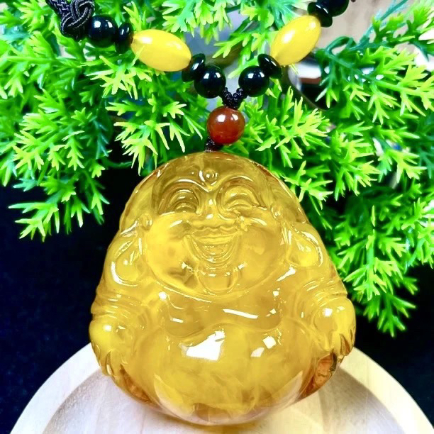 W053古巴新蜜原皮大佛公吊坠60克左右