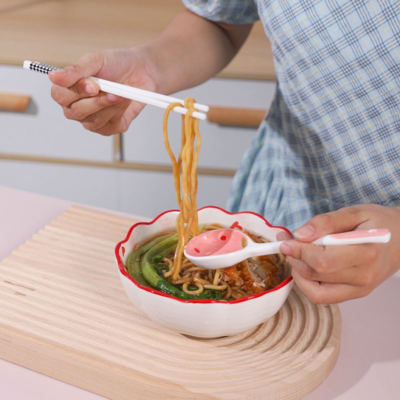 网红陶瓷勺子ins高颜值草莓勺长柄汤勺家用调羹饭勺少女心甜品勺