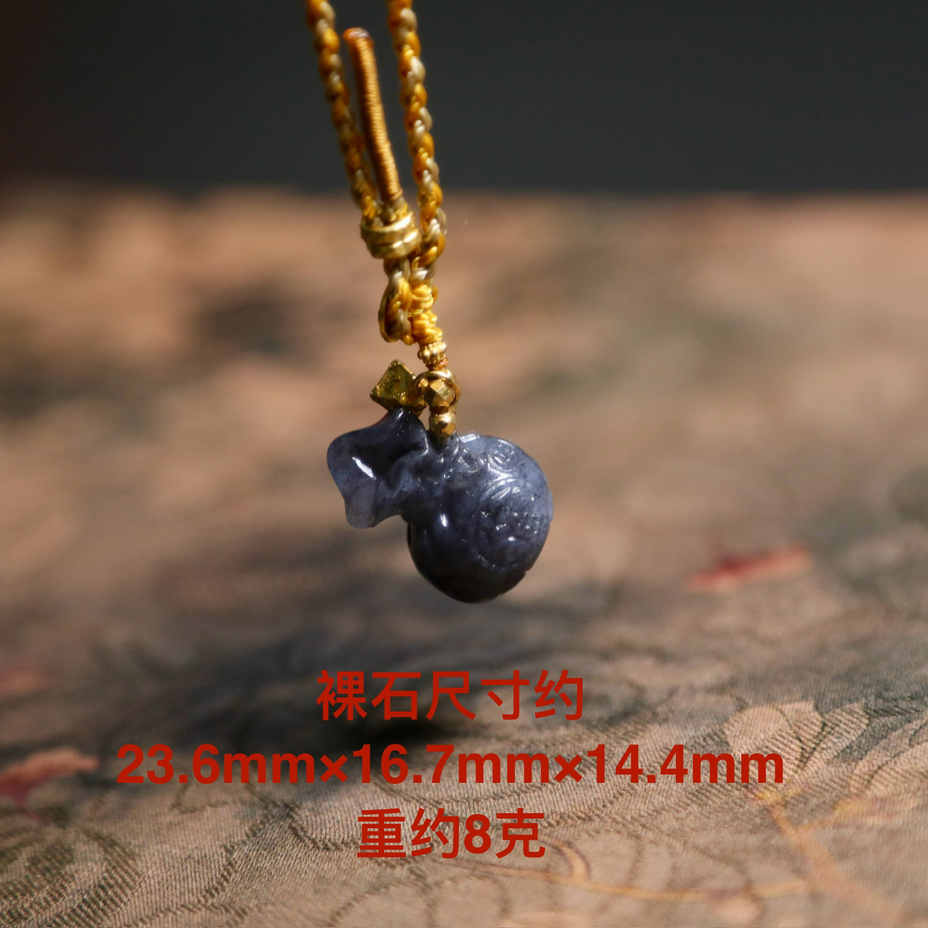 精品天然新疆和田玉点墨青花手工雕刻钱袋包挂钥匙挂吊坠