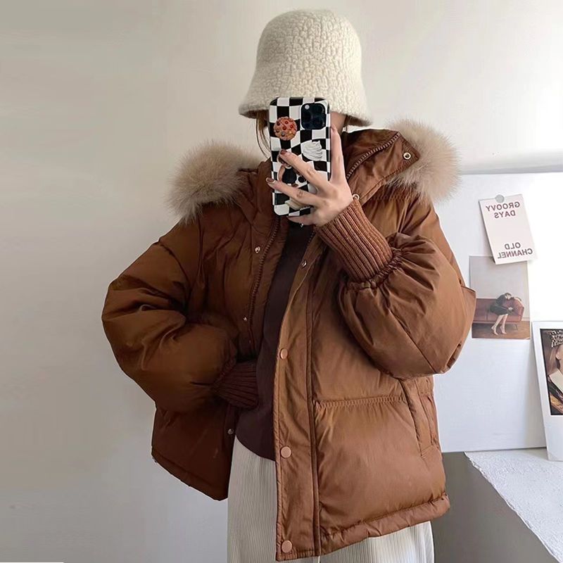 波司澄羽绒服女短款年新款小个子狐狸毛领面包服韩版加厚针织袖外