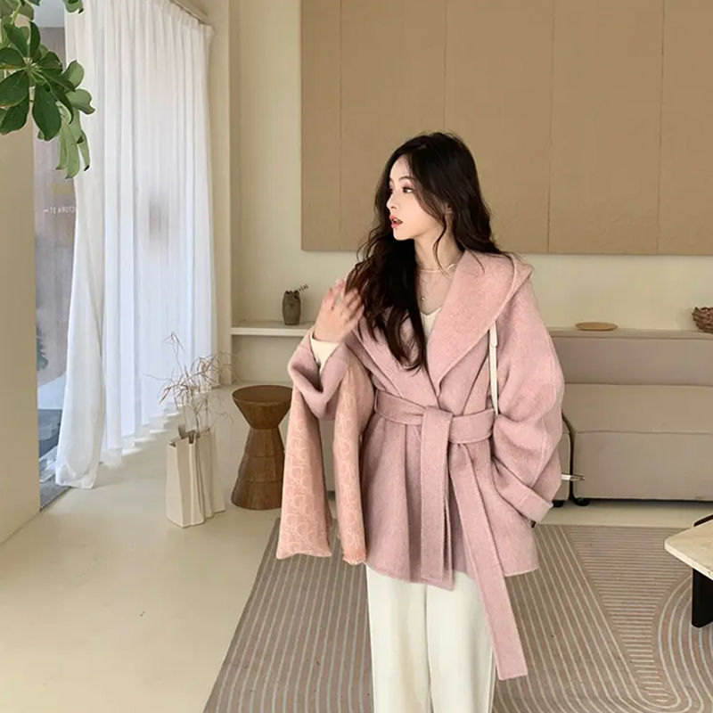 连帽时尚气质毛呢大衣女2023秋冬新款系带浴袍型宽松赫本风呢外套