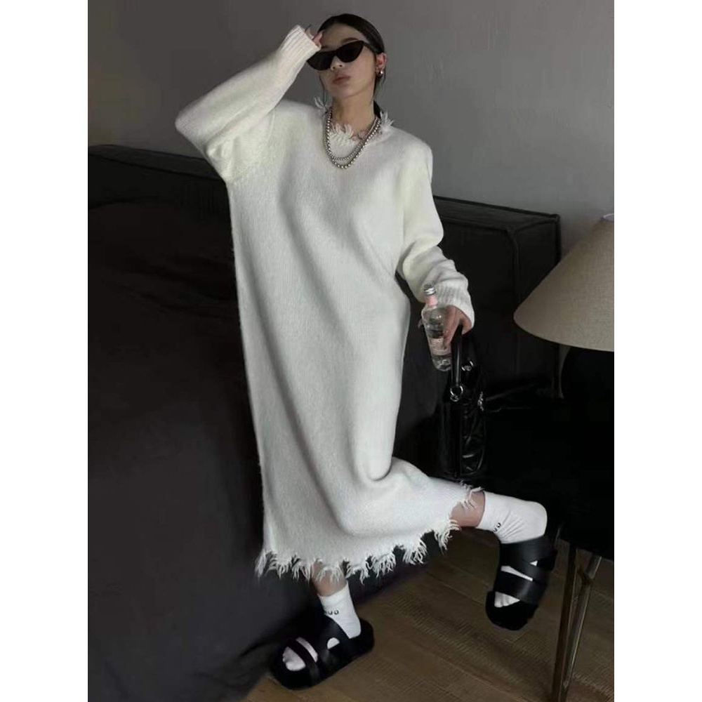 秋冬长款过膝流苏毛衣裙圆领韩系慵懒风宽松针织连衣裙直筒打底衫