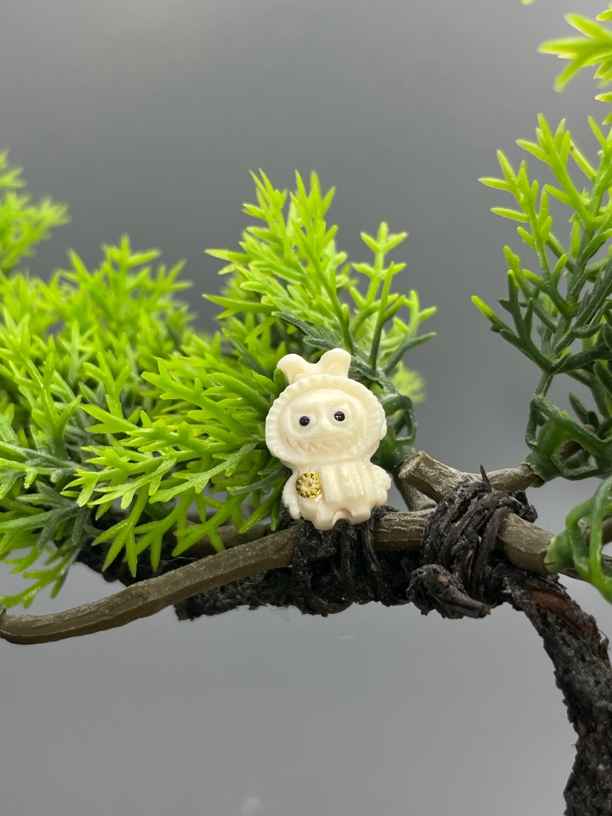 天然猛犸雕刻拉布布12*18mm满纹冰料配饰搭配手串diy