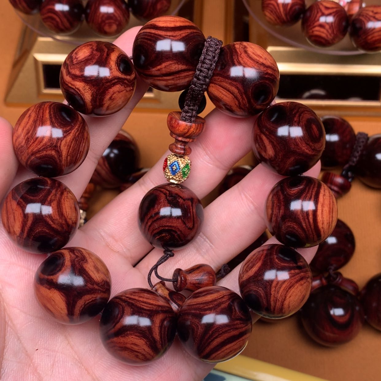 【闪购商品】木头9****@