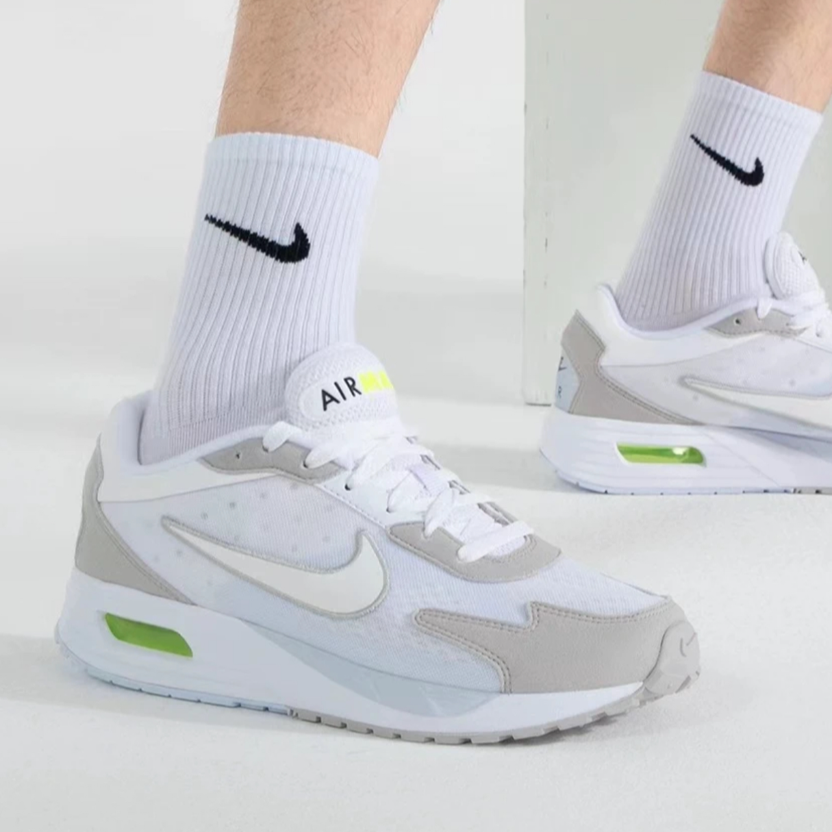【断码清货】Nike/耐克 Air Max Solo男款低帮运动休闲鞋DX3666-003