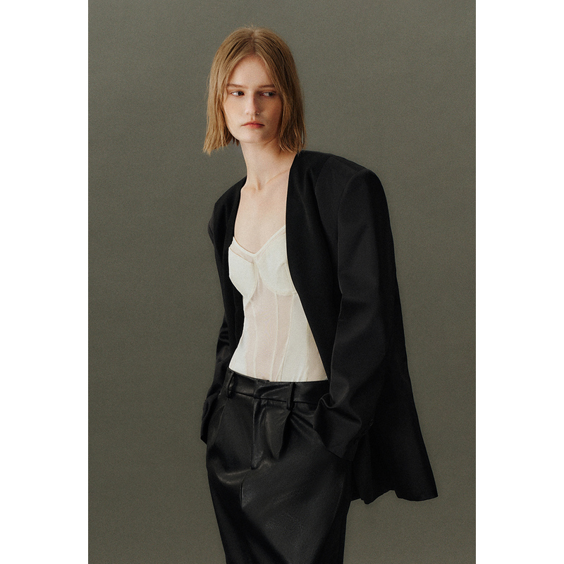 UR2024春季新款女装高街设计感拼接双排扣西装外套UWJ140007