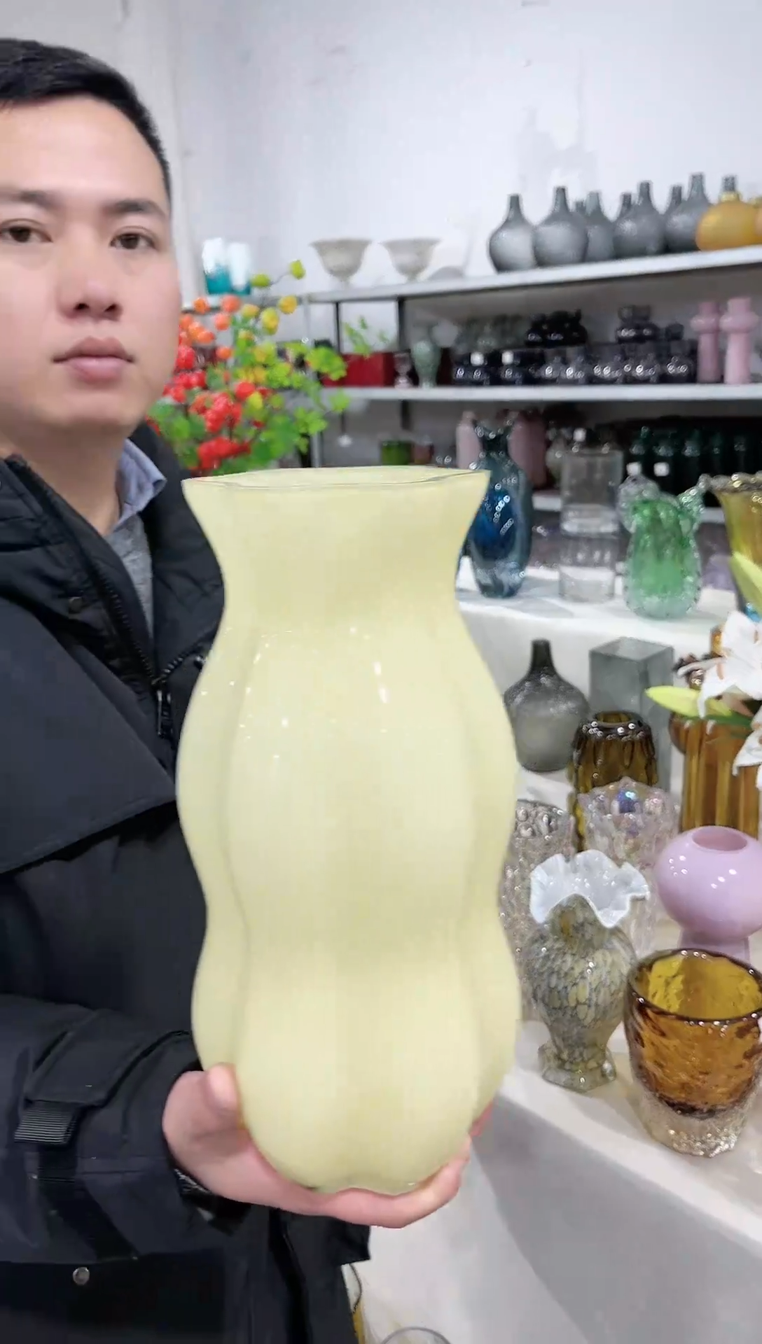 【闪购商品】奶黄色花生花瓶