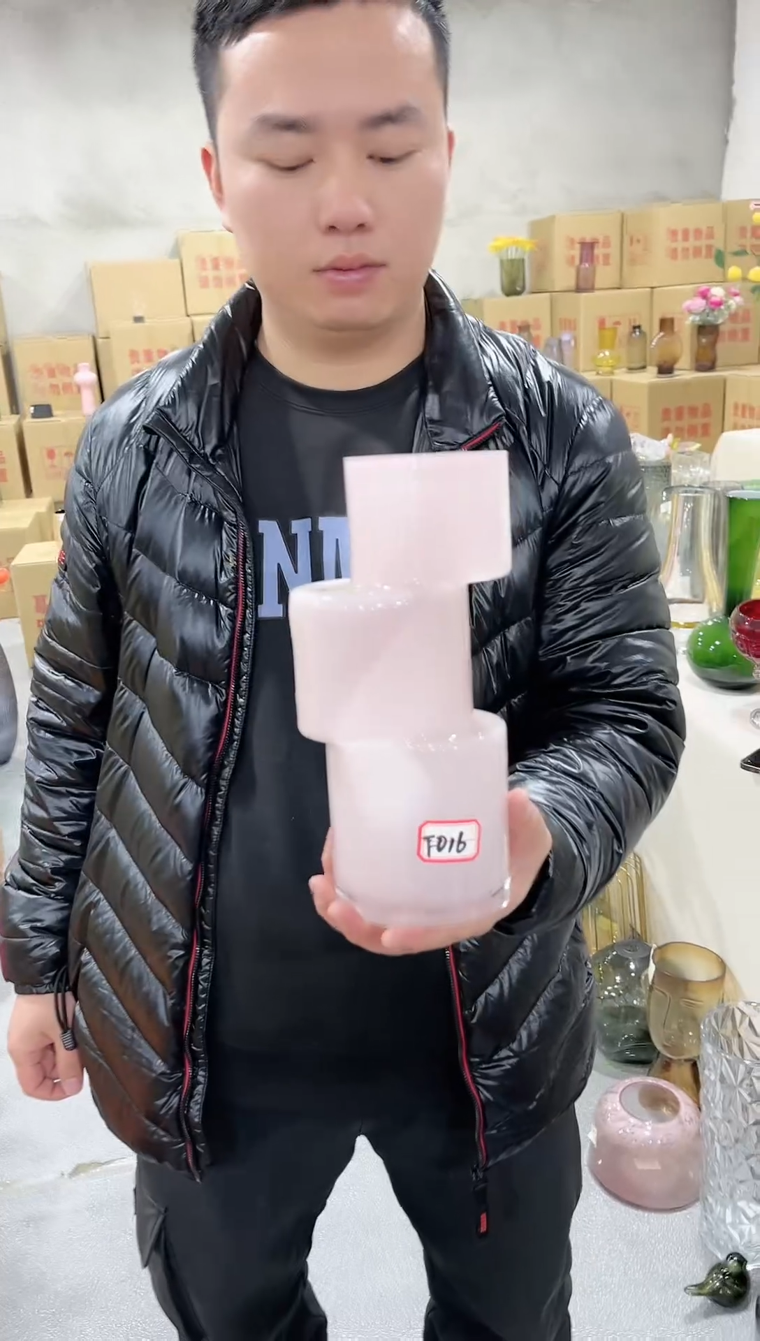 【闪购商品】f016三层粉色花瓶