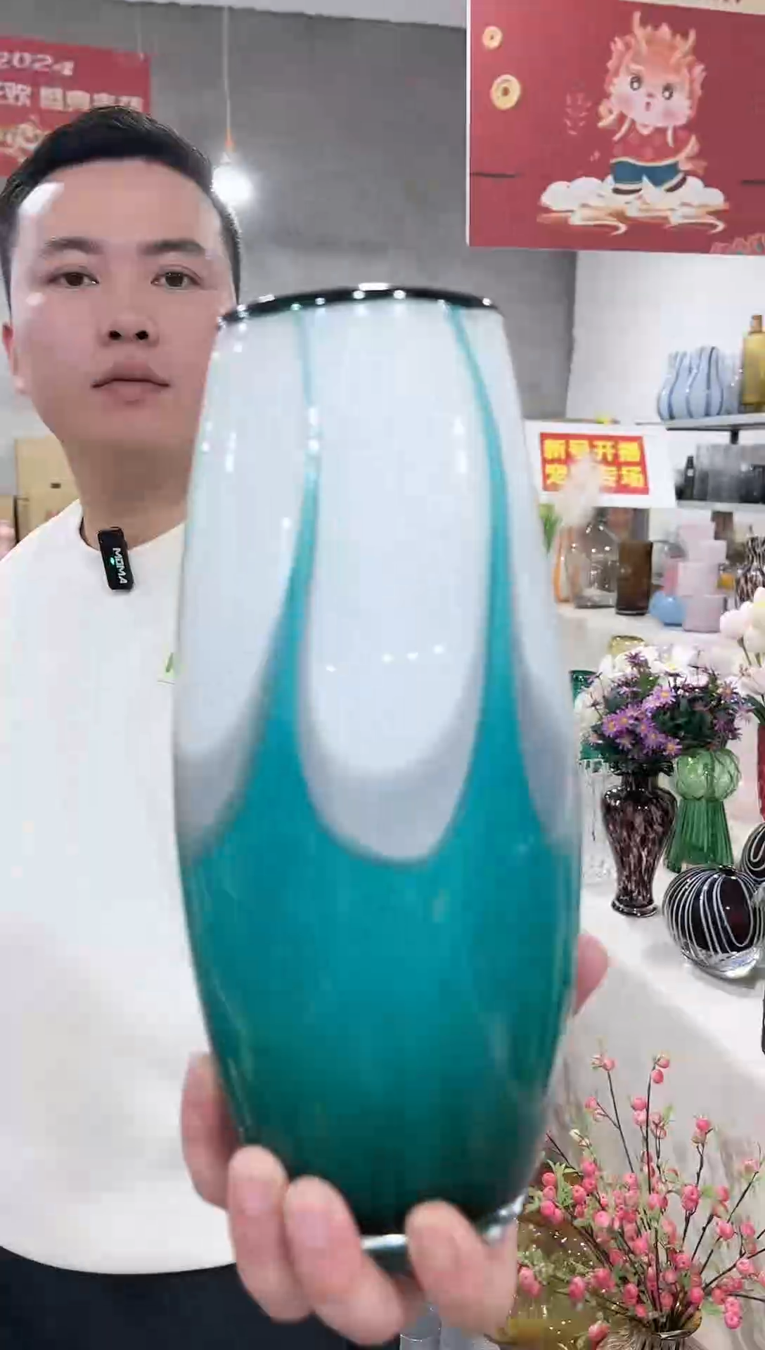 【闪购商品】绿白花瓶