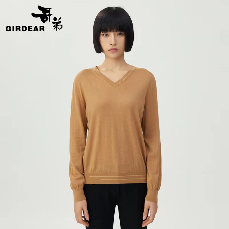 哥弟GIRDEAR新款秋冬纯色套头V领女士针织衫1399273