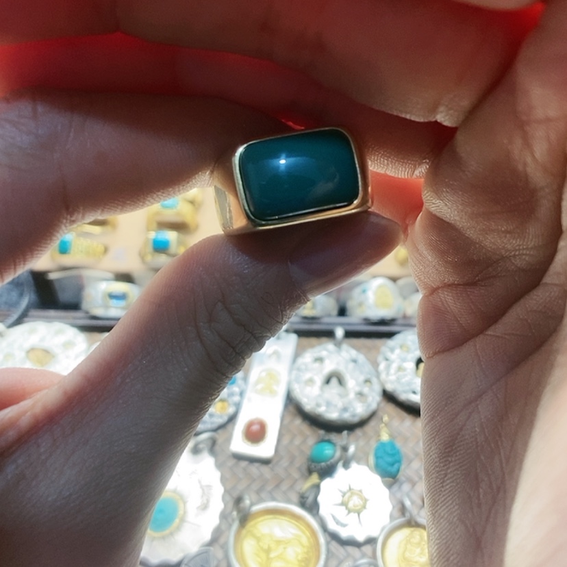 【闪购商品】定制绿松石戒指18K金镶嵌摩****?