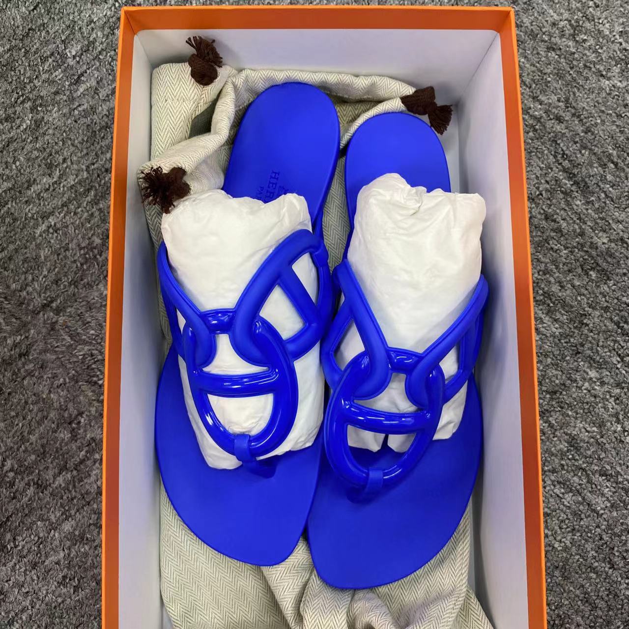 99新 Hermes/爱马仕 猪鼻子Egerie拖鞋凉鞋