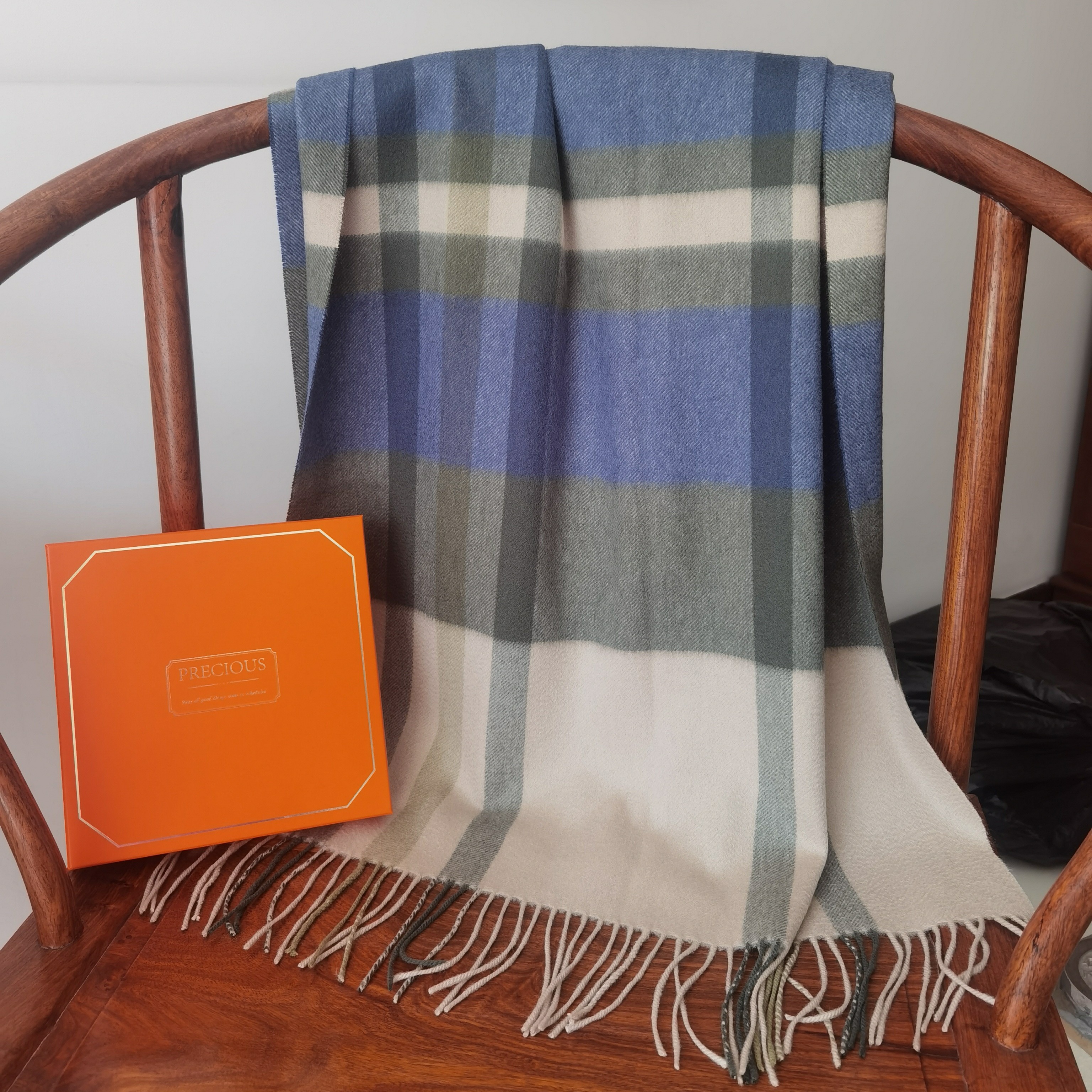 【节日特惠】高端山羊绒格子披肩围巾英伦风百搭保暖豹纹双面印花