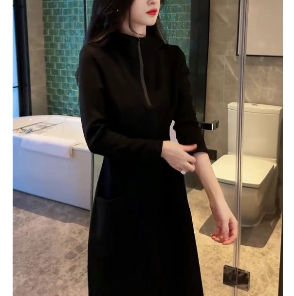 秋季新款简约气质百搭修身显瘦连帽中长款连衣裙MH110501