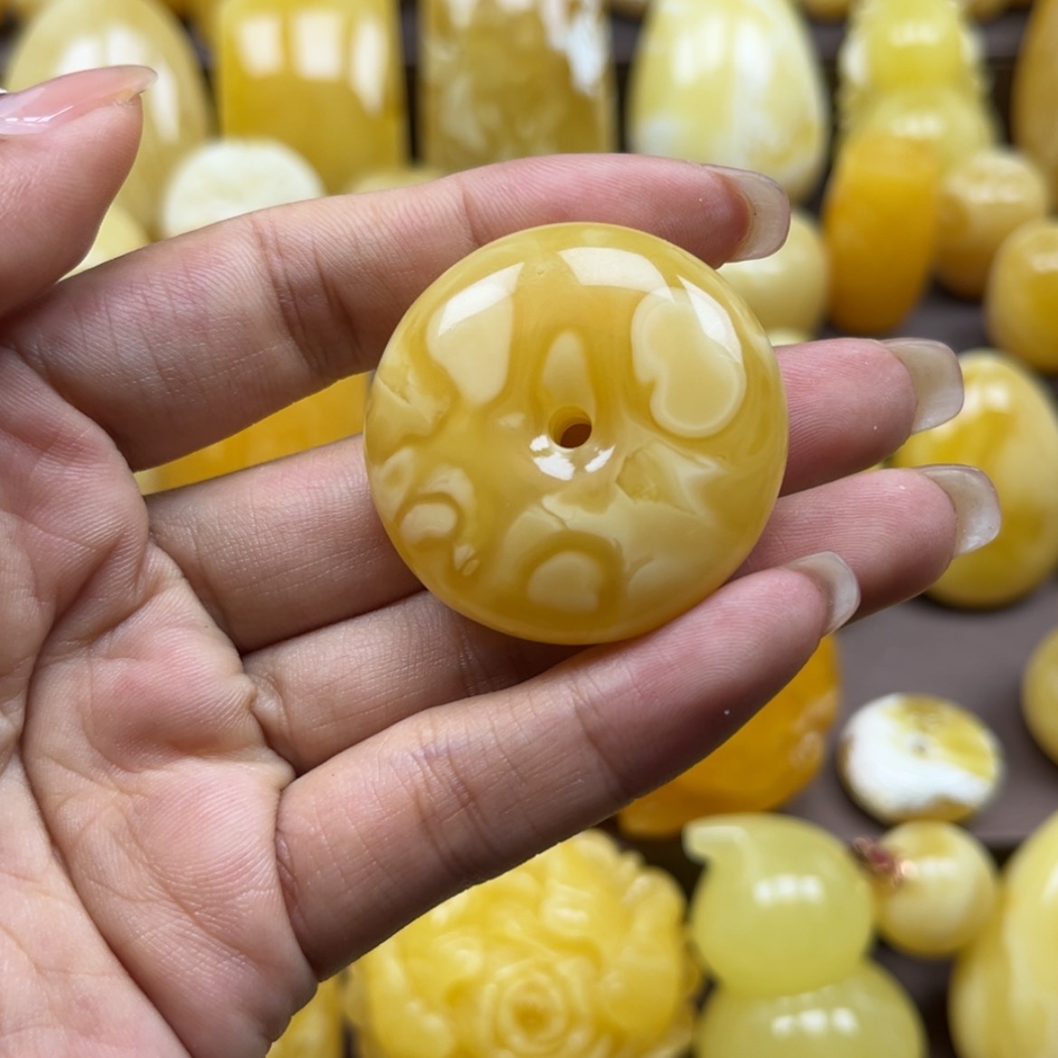 【闪购商品】蜜蜡颈饰未镶嵌